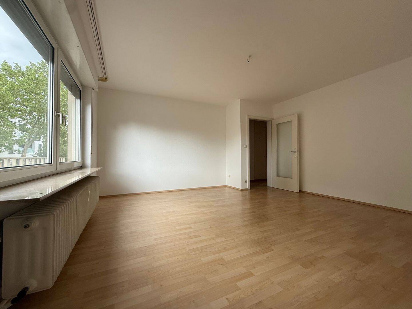 Helle 2-Zimmer-Wohnung mit Balkon in Mannheim-Käfertal – Mannheim – Vorschaubild 3