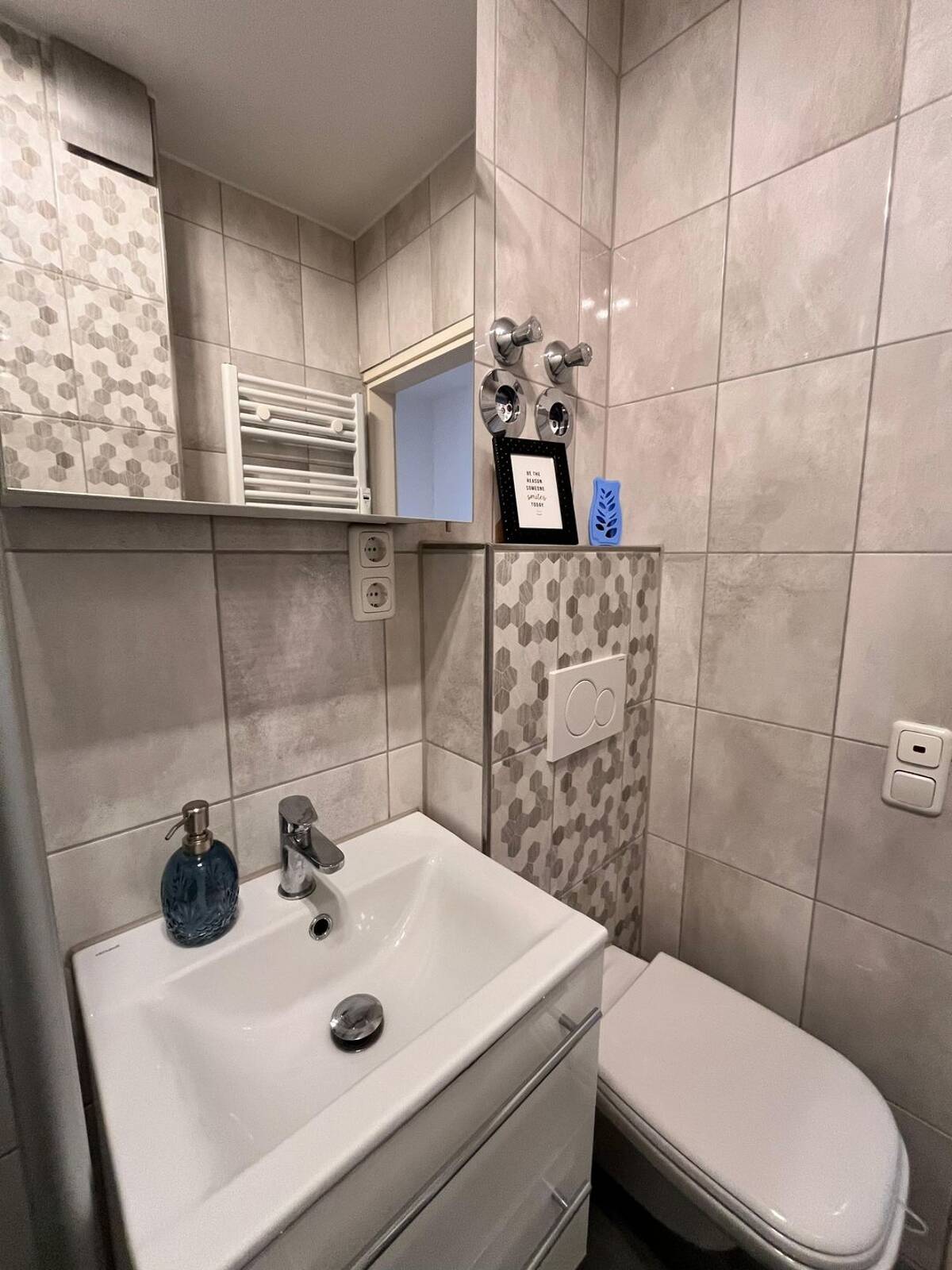 1-ZKB Apartment, Balkon! Bezugsfreie Eigentumswohnung in München-Pasing – gepflegt, sofort verfügbar – 81243 München – Bild 1 von 9