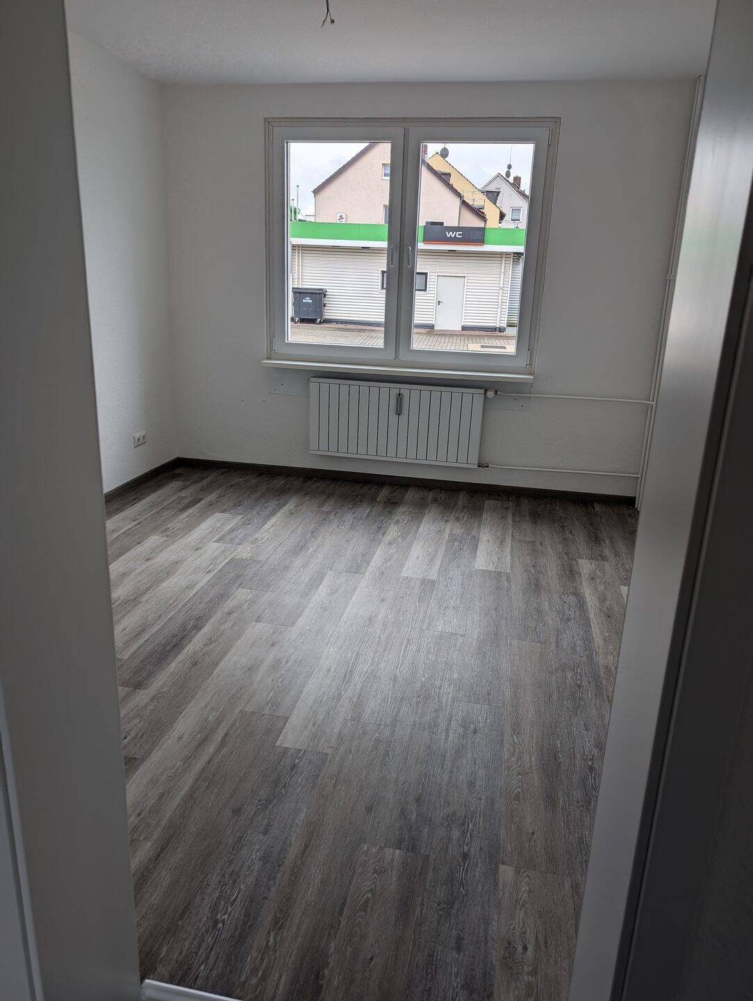 Sanierte 3-Zimmmerwohnung ca 58 m² mit Balkon in Wolfsburg-Hageberg, zentrale Lage – Wolfsburg – Vorschaubild 3