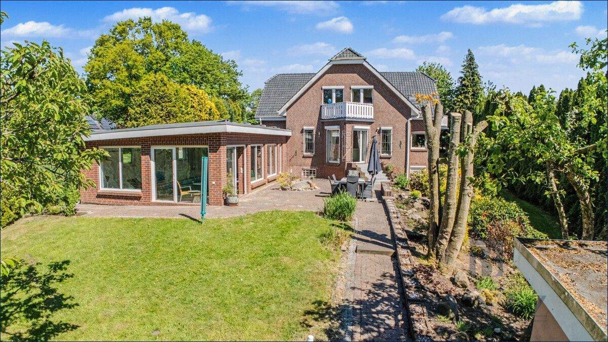 Exklusives wohnen an den Feldern Langens: Einfamilienhaus mit Schwimmbad und Einliegerwohnung – Geestland – Vorschaubild 8