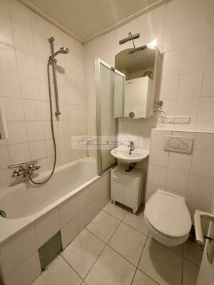 Modernisierte 3-Zimmer-Wohnung mit Balkon in Oggersheim – 67071 Ludwigshafen am Rhein – Vorschaubild 4