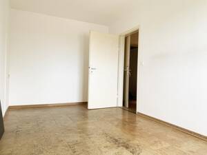 FÜ-Eigenes Heim: Gut geschnittene 2-Zimmer-Wohnung (3.OG) – 90766 Fürth – Vorschaubild 6