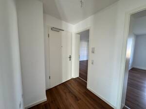 Lichtdurchflutete 2-Raum-Wohnung mit großzügigem Balkon – 39104 Magdeburg – Vorschaubild 9