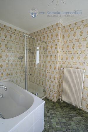 Großzügige DHH mit 2 WE auf 1.181m² Grundstück und Entwicklungspotenzial – 90765 Fürth – Vorschaubild 3