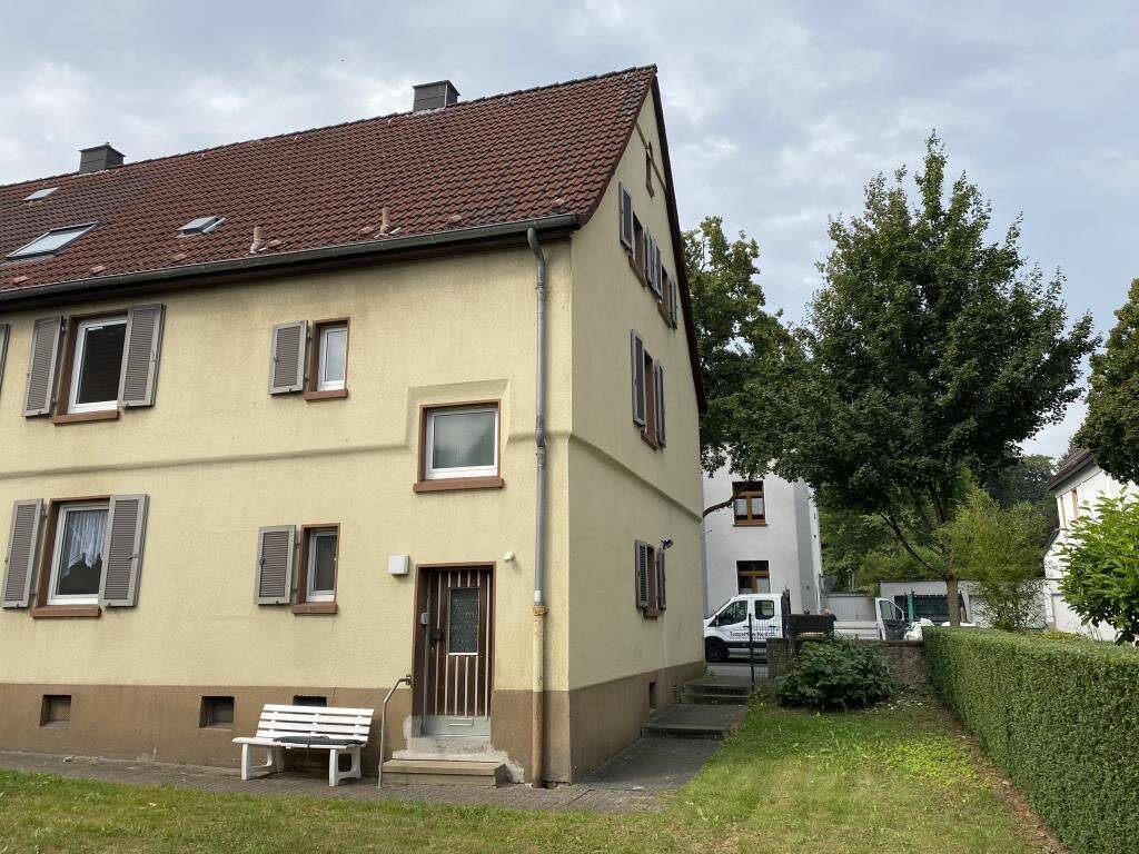 Zweifamilienhaus in Dortmund-Marten mit einer Wohnung zur Selbstnutzung!