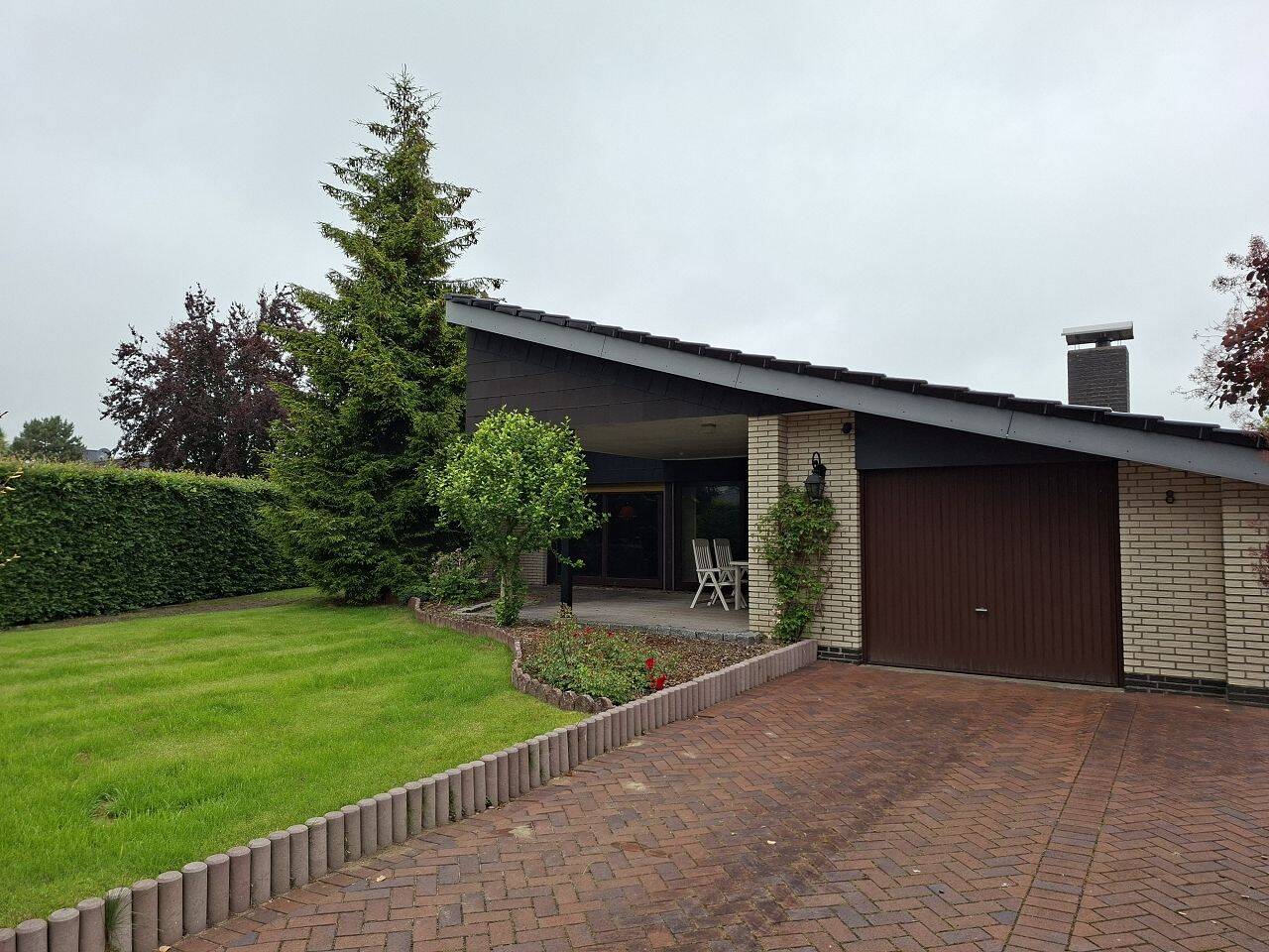gepflegter 3-Zimmer-Bungalow mit Garage in bevorzugter Sackgassenlage