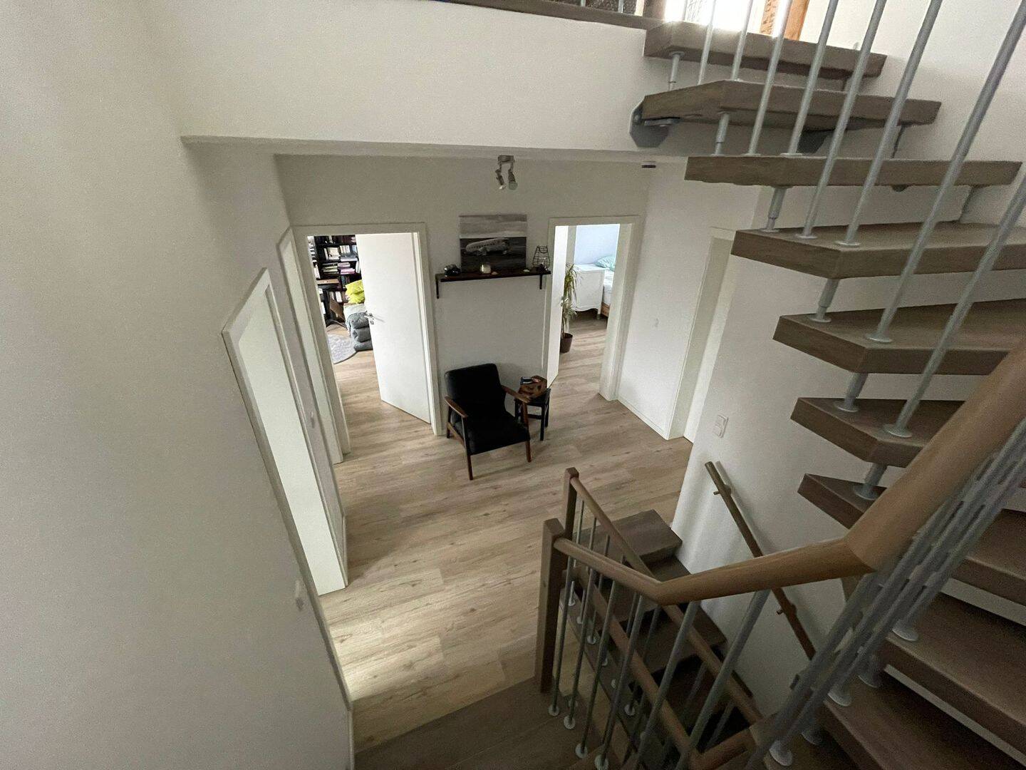 Penthousewohnung in Reihenhausanlage mit moderner Architektur – Lübeck – Vorschaubild 3