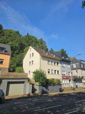 Zwischen Innenstadt und Universität: Voll vermietetes Mehrfamilienhaus mit 4 Einheiten in Trier-Kürenz – 54295 Trier – Vorschaubild 2