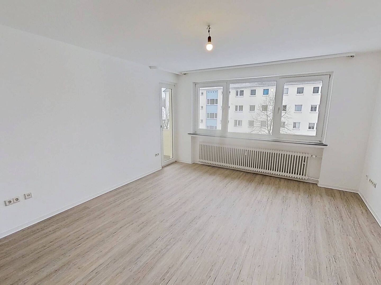 Perfekt für Paare oder eine kleine Familie: Gemütliche 3-Zimmer-Wohnung mit BALKON