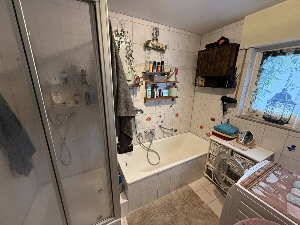 WOHNEN ODER INVESTIEREN? MODERNISIERTES MFH IN HEILBRONN-OST – Heilbronn – Vorschaubild 9