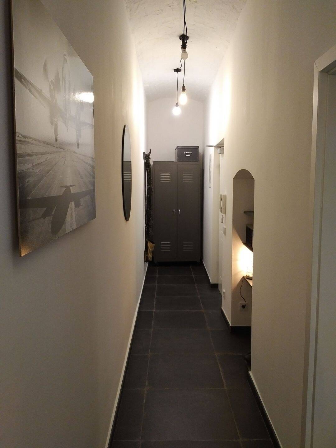 Einziehen und Wohlfühlen – Stilvolle 2-Zimmer-Wohnung mit Gewölbedecken im Herzen Nürnbergs im ruhigen Innenhof eines Denkmalensembles – Nürnberg – Vorschaubild 5