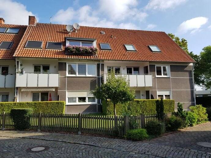 4,5 Zimmer - ruhige Wohnung direkt am idylischen Pelkumer Kirchplatz