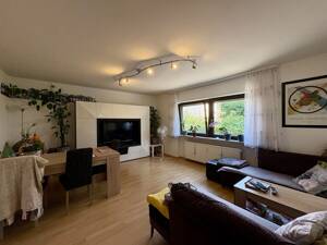 "Clever investieren" Vermietete Eigentumswohnung mit TG-Stellplatz + 2 Loggien in Wiesbaden-Biebrich – 65203 Wiesbaden – Vorschaubild 4
