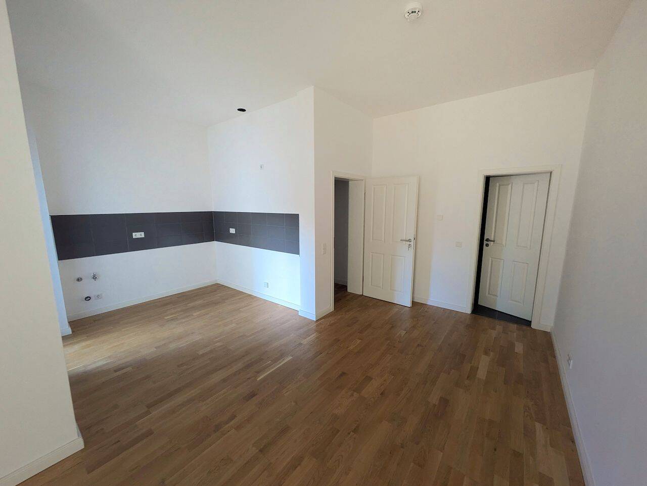 ++ charmante, renovierte 2,5-Raum Wohnung im 1. Obergeschoss - Balkon, modernes Badezimmer ++ – Chemnitz – Vorschaubild 9