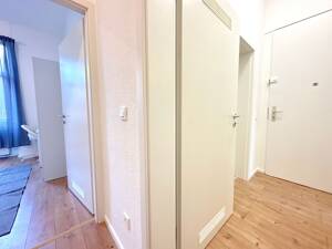 ?? Zwei Zimmer frei in moderner 3er-WG - Rat-Beil-Straße 25, Frankfurt am Main! - FH Frankfurt – 60318 Frankfurt am Main – Vorschaubild 7