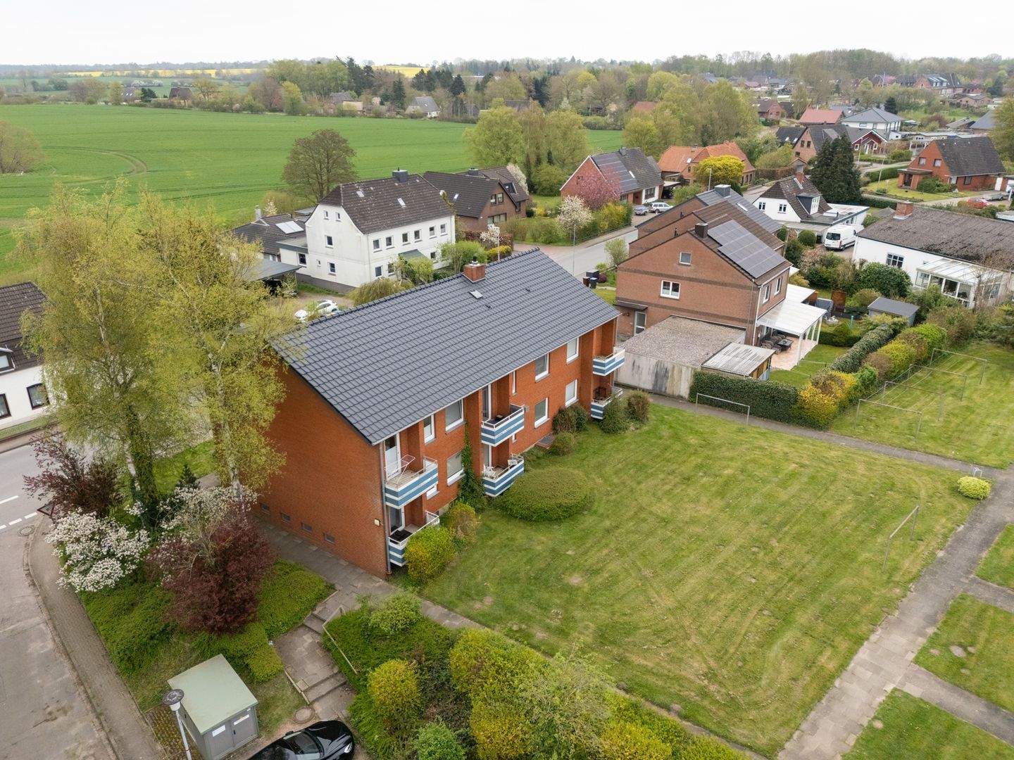 Spannendes Anlageobjekt Eckernförde / Barkelsby - 6 Reihenhäuser samt Mehrfamilienhaus zum Verkauf! – Eckernförde – Bild 1 von 9