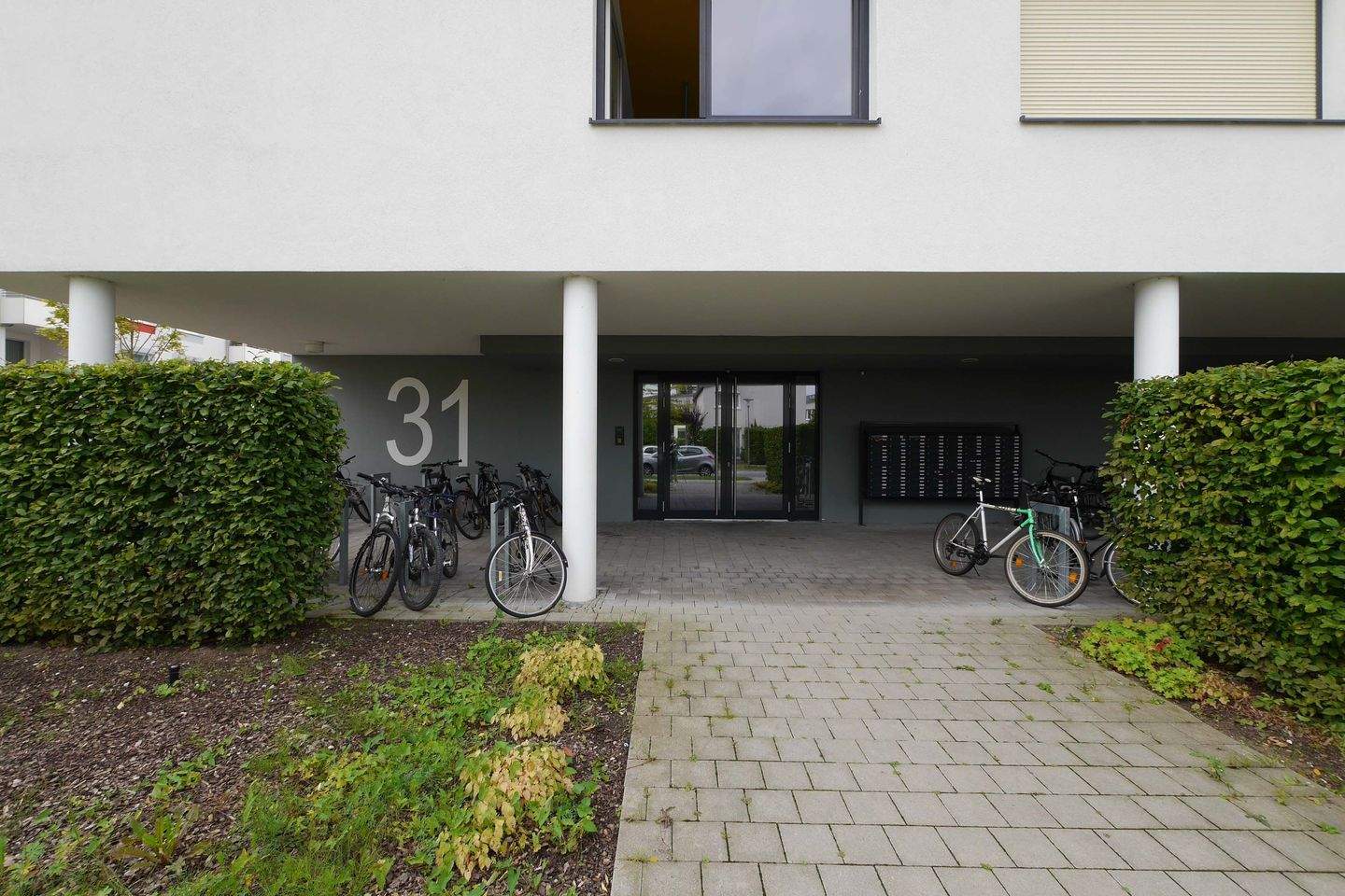 Möbliertes 1-Zimmer-Apartment Nähe TechFak im Röthelheimpark – Erlangen – Vorschaubild 7