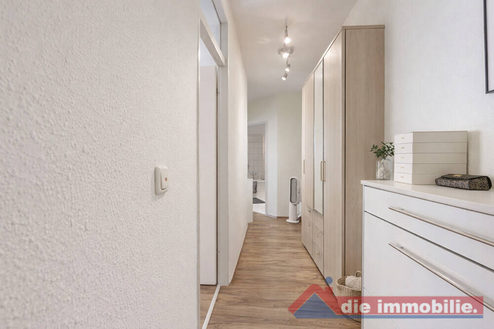 ***vermietete 2-Zimmer-Wohnung mit Balkon und Tiefgarage in Magdeburg*** – Magdeburg – Vorschaubild 3