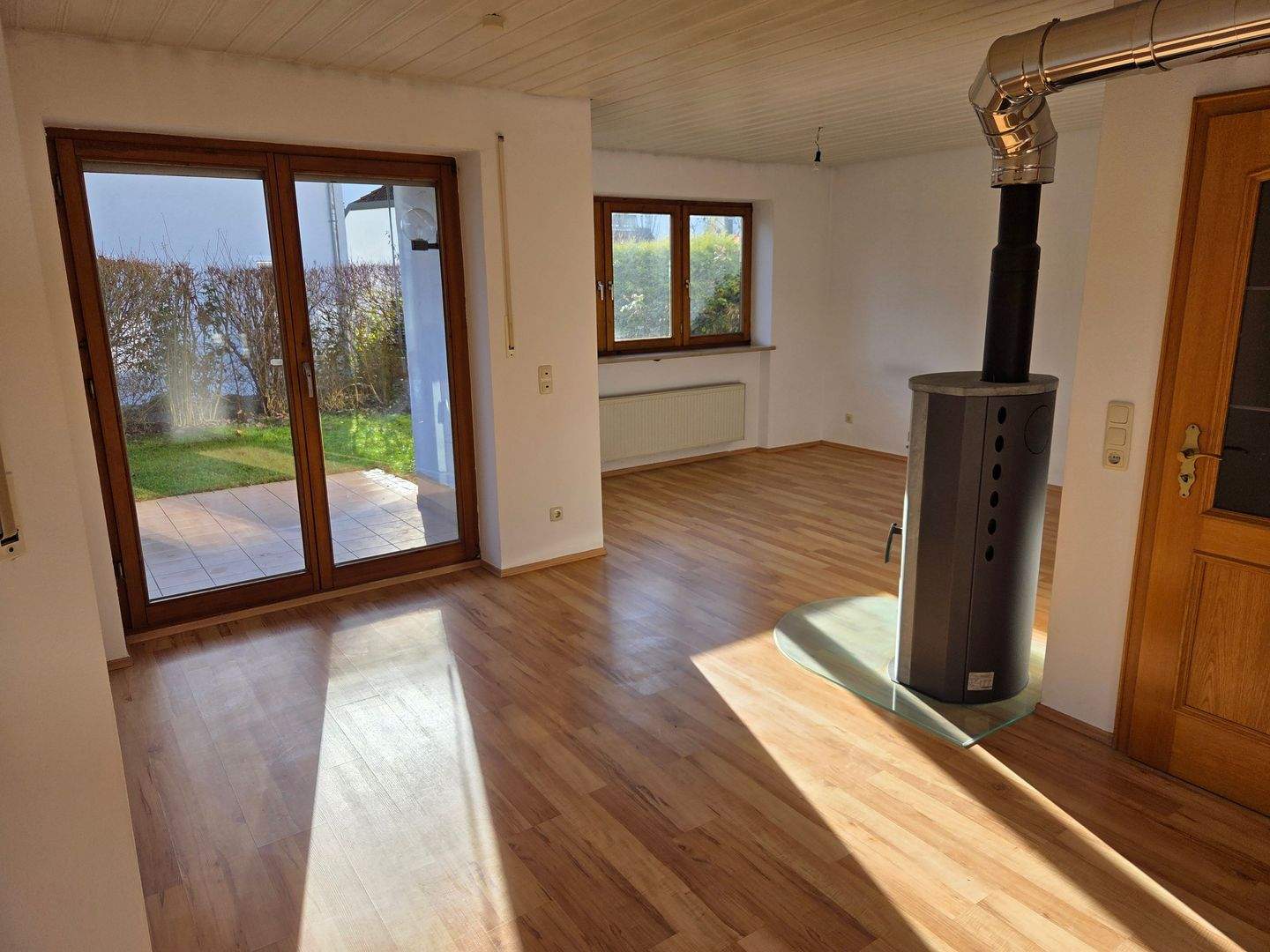 Doppelhaushälfte mit Garten in Ingolstadt-Süd – Ingolstadt – Vorschaubild 4