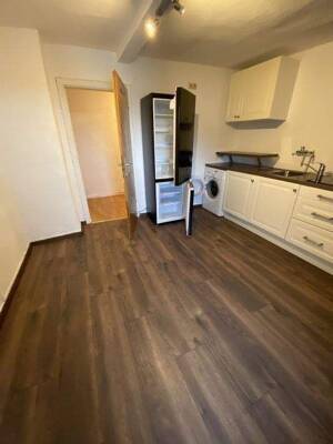 Ab 01.10.2026 / Gemütliche 3-Zimmer-Wohnung / Dachgeschosswohnung (3. OG) mit Einbauküche / ohne Balkon und ohne Aufzug – 54290 Trier – Vorschaubild 5