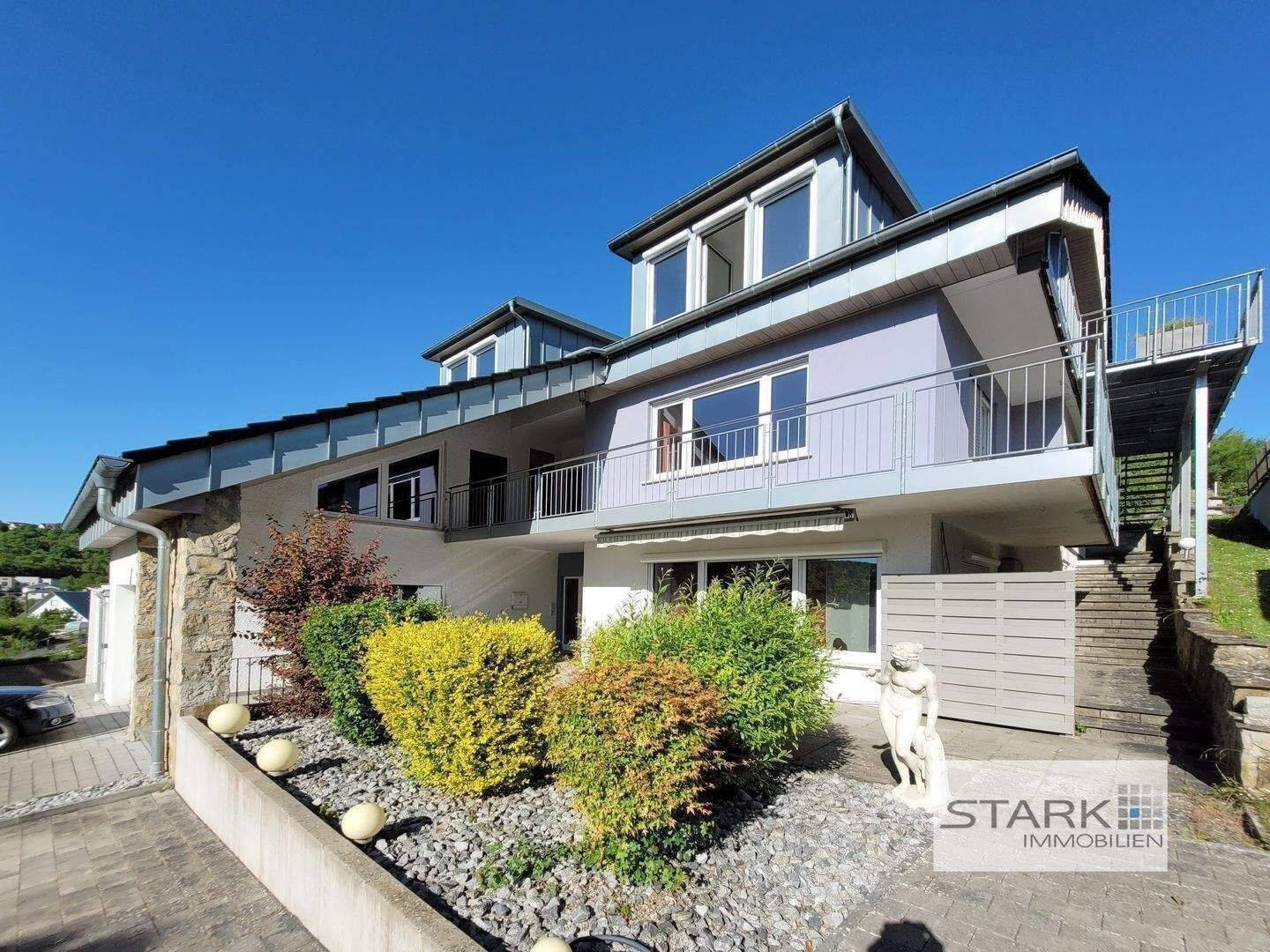 Wohnhaus mit traumhafter Aussicht – ideal für Familie, Generationenwohnen & Homeoffice! – Grünsfeld – Vorschaubild 3