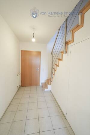 Moderne 4-Zimmer-Maisonette mit Balkon, Dachstudio, Stellplatz & Carport in Dechsendorf – 91056 Erlangen – Vorschaubild 5
