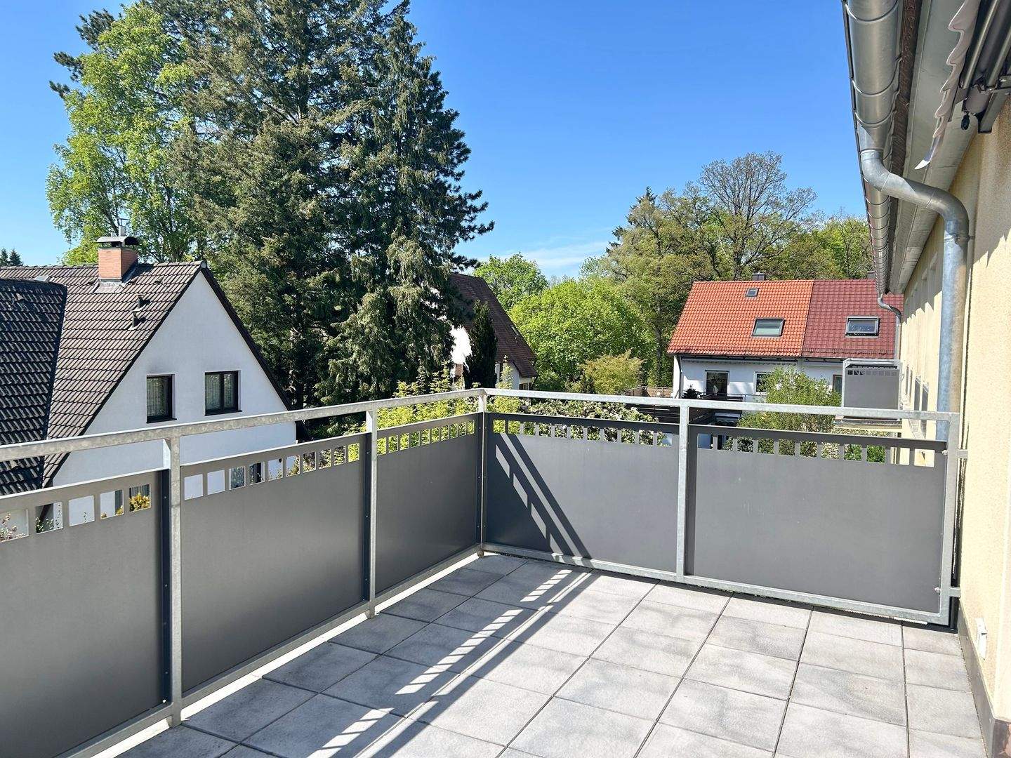***OASE ZUM WOHLFÜHLEN** TOP GEPFLEGTE 3 ZIMMER WOHNUNG MIT BALKON UND GARAGE – Nürnberg – Vorschaubild 9