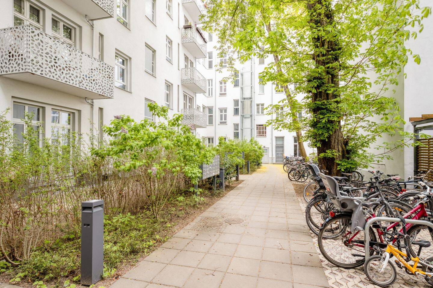 Bezugsfreie 3-Zimmer-Wohnung in ruhiger Lage am Schloss Charlottenburg – Berlin – Vorschaubild 9