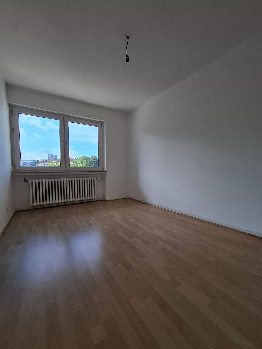 ** Ausschließlich für den 1-2 Personenhaushalt ab 45 Jahre! Helle 3 Zimmerwohnung mit Balkon in fußläufiger Entfernung zur Bonner Innenstadt** – Bonn – Vorschaubild 5