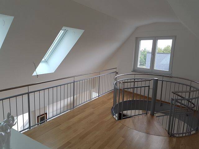 Modernes Wohnen in Bogenhausen: 3-Zimmer-Apartment mit Balkon und 95m2 Nutzfläche – München – Vorschaubild 5