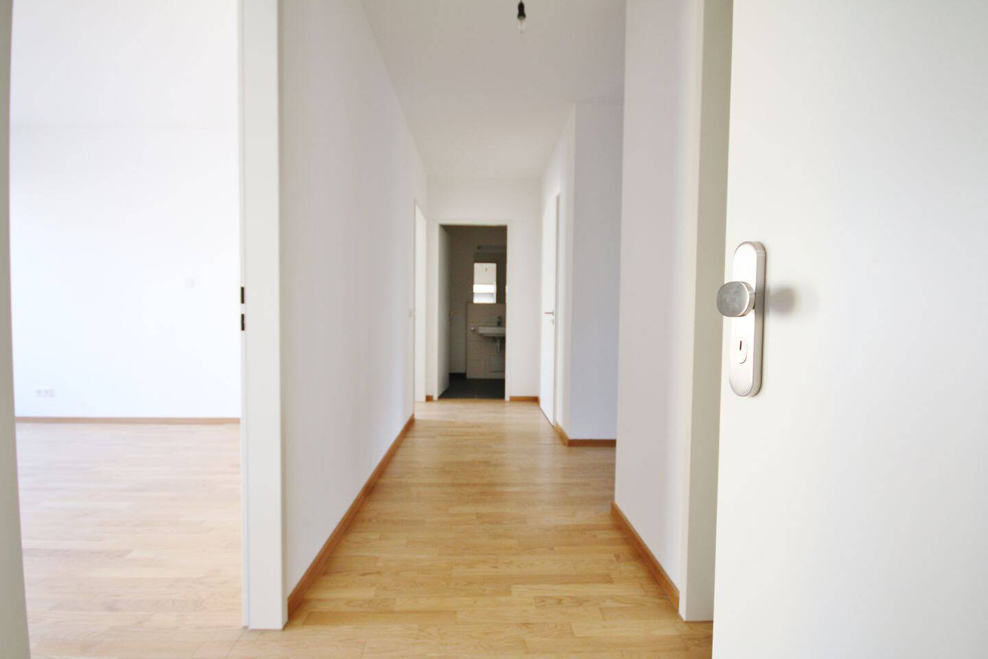 Moderne 3-Zimmer-Wohnung mit Loggia – Bonn – Vorschaubild 6