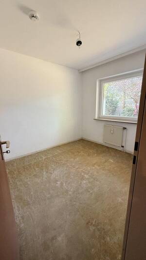 Schöne helle 1,5 Zimmer Wohnung mit großem Balkon - sofort wohlfühlen – 22047 Hamburg – Vorschaubild 5