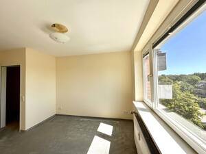 Toll geschnittene 3- Zimmer-Wohnung mit Balkon – 23556 Lübeck – Vorschaubild 8