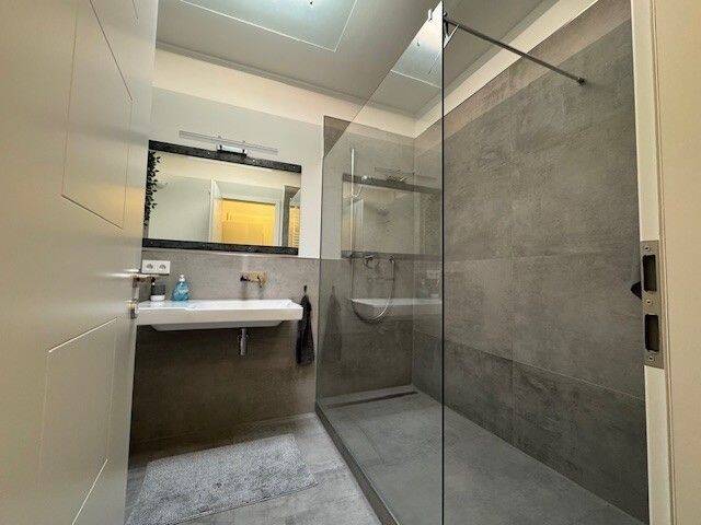 frei lieferbare 2,5 Zimmer-Eigentumwohnung mit Balkon und Tiefgaragenstellplatz in Poppenbüttel – Hamburg – Vorschaubild 8