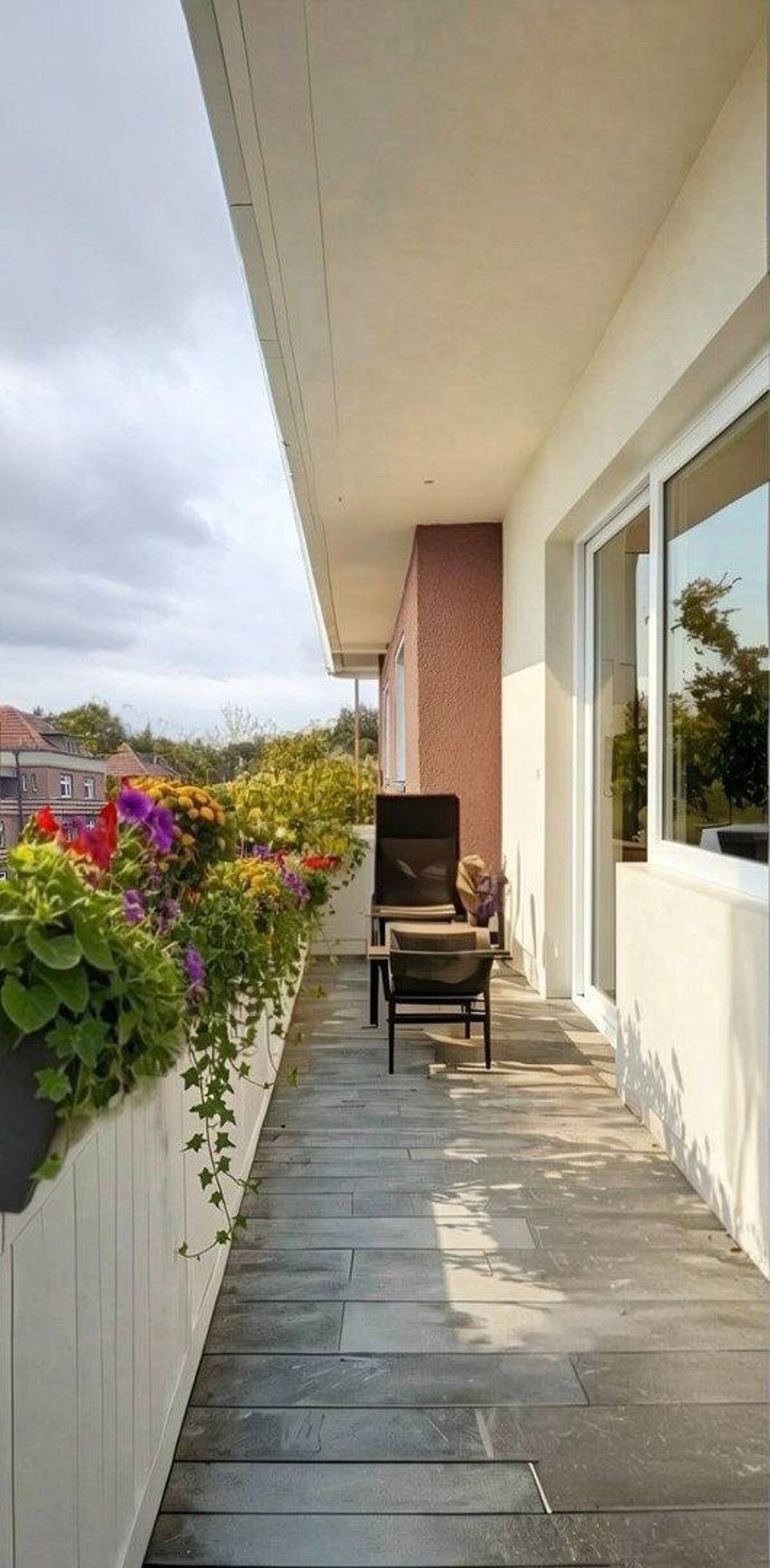 Von Privat! Perfekt vermietete Wohnung, 2ZKB, gr. Balkon mit herrlichem Weitblick – 13349 Berlin – Bild 1 von 9