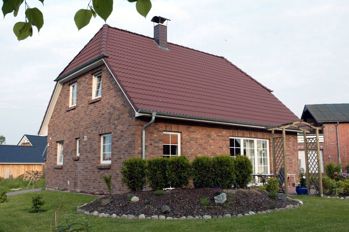 Geplantes Einfamilienhaus auf ideal gelegenem Grundstück in Kronsforde mit Weitblick- ohne Altbestand,keine Hinterbebauung,Grundstückspreis inklusive