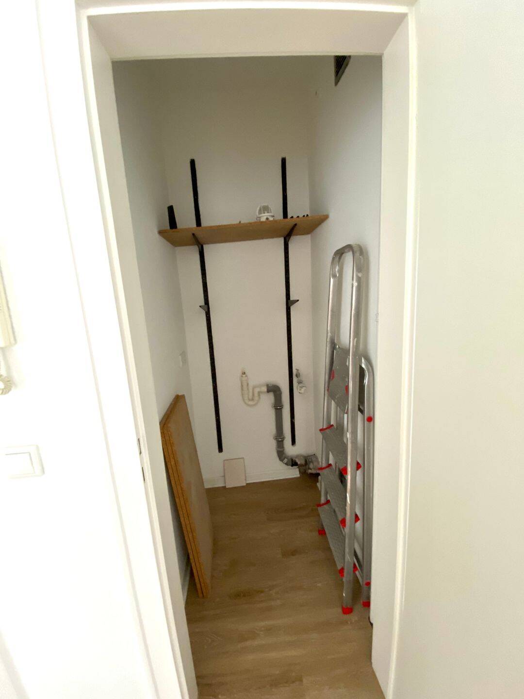 Großzügige & helle Loggia Wohnung auf der Königstraße ! – Krefeld – Vorschaubild 8