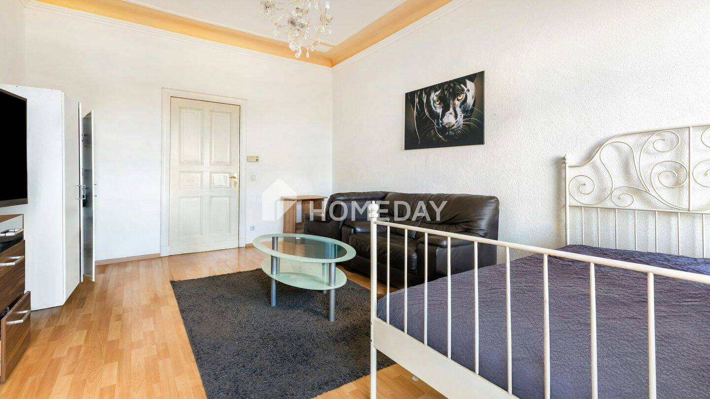 Stilvolle Altbauperle mit Balkon & EBK - großzügige 3 Zimmer Wohnung direkt an der U- Bahn – Berlin – Vorschaubild 4
