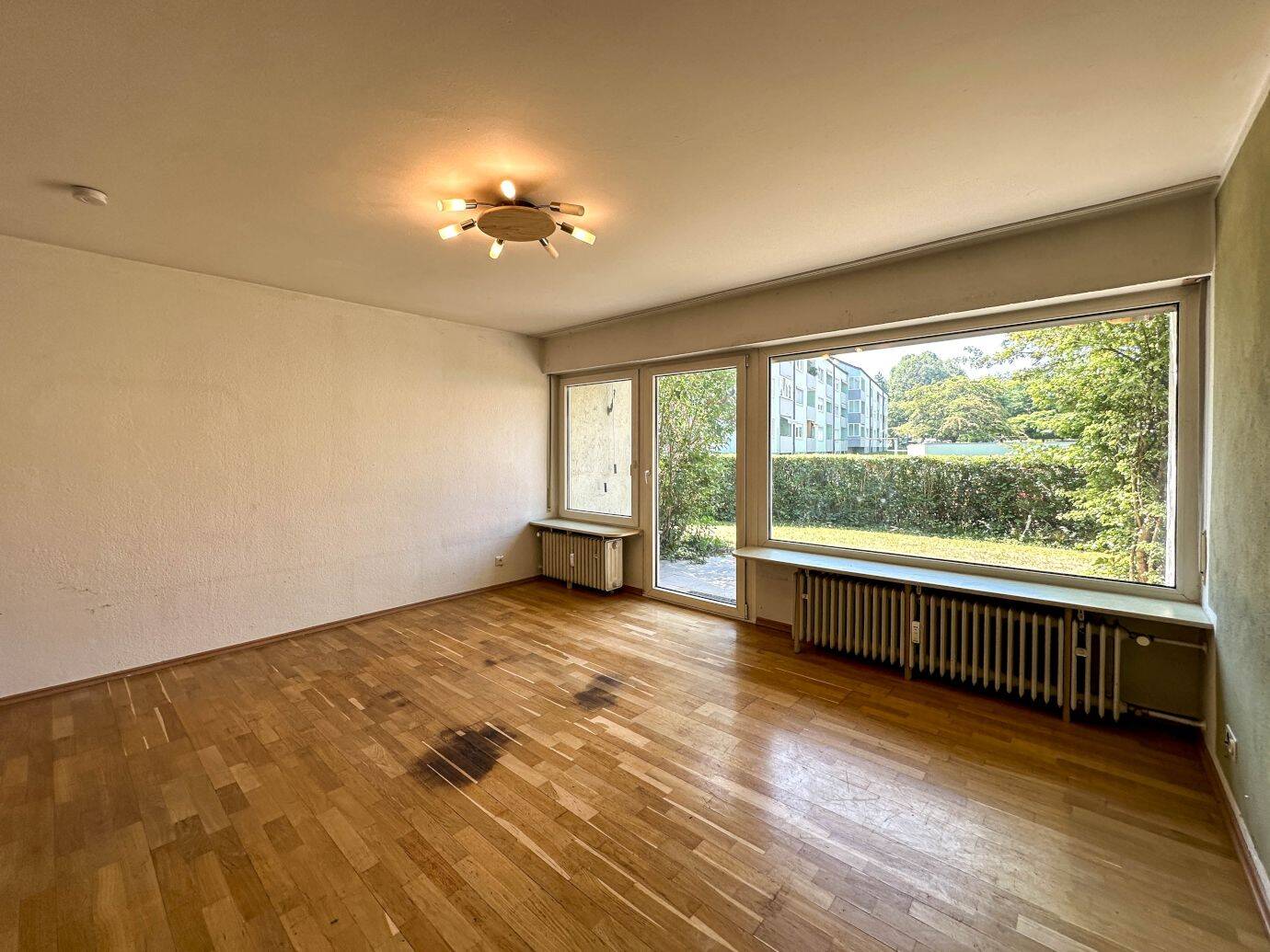 Wohnen auf zwei Ebenen mit viel Potenzial - 3,5-Zimmer Maisonette Wohnung mit Süd-Terrasse – Traunreut – Vorschaubild 7