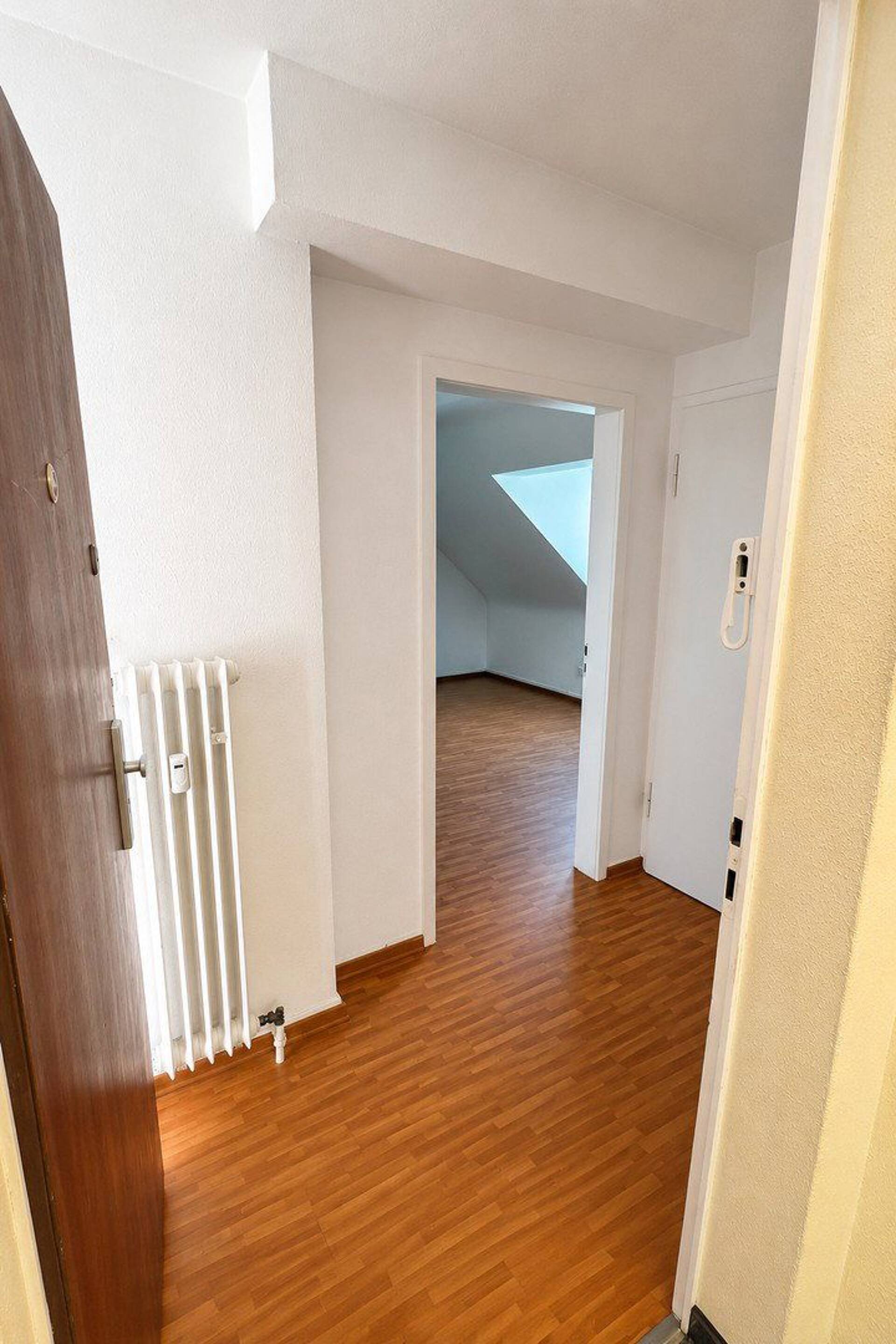 Dachgeschosswohnung in 50668 Köln mit 42 m² kaufen