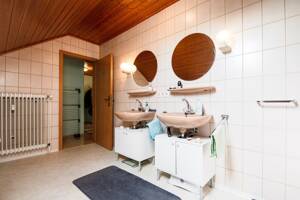 Charmante Dachgeschosswohnung mit Gartenanteil in Rheinfelden – 79618 Rheinfelden (Baden) – Vorschaubild 6