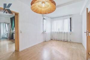 Vielseitige Doppelhaushälfte inkl. 2x Wohneinheiten, Doppelgarage, Garten & Ausbau-Potenzial – 50859 Köln – Vorschaubild 4