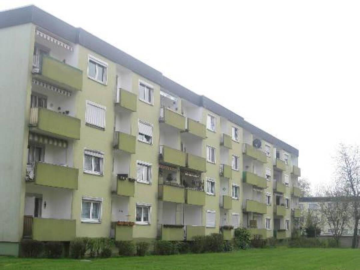 2-Zimmer-Wohnung mit Sonnenbalkon in Leverkusen Steinbüchel – 51377 Leverkusen – Bild 1 von 7