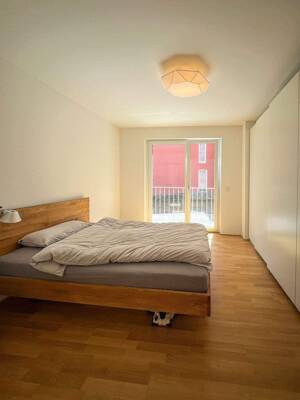 Bezugsfreie 3-Zimmer-Wohnung mit Terrasse und Tiefgaragenstellplatz – 81245 München – Vorschaubild 5
