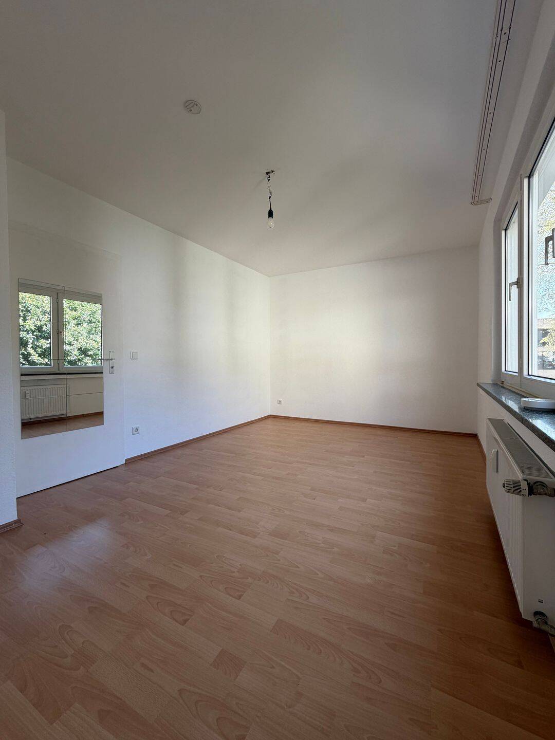 Helle 3-Zimmer mit Balkon in zentraler, ruhiger Lage – Mönchengladbach – Vorschaubild 8