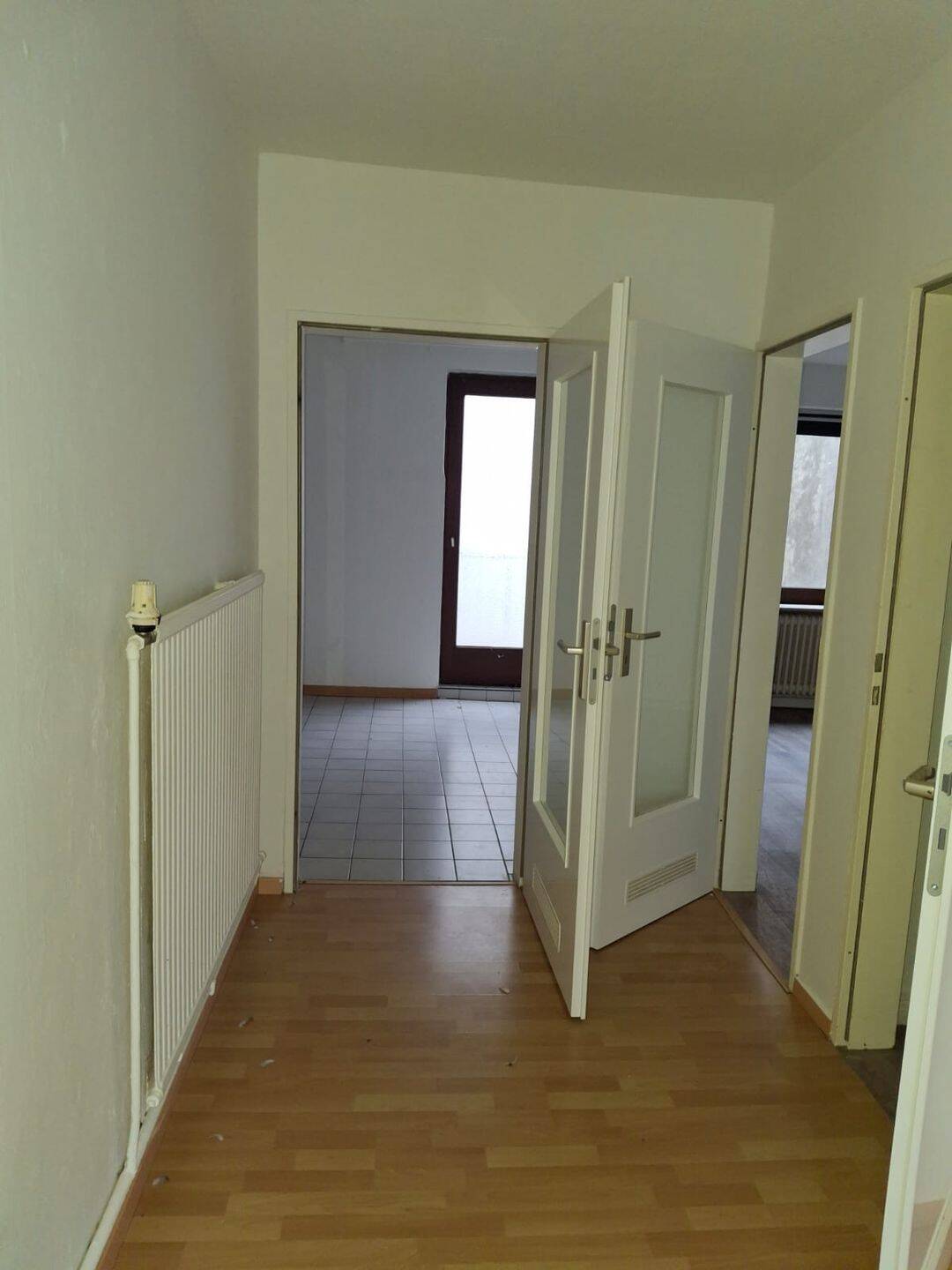 3 Zimmerwohnung mit EBK in der Bürger im 4.OG zu vermieten – Bremerhaven – Vorschaubild 6