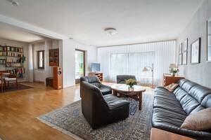 Gepflegter Satteldachbungalow mit Flächenplus auf einem idyllischen Grundstück in ruhiger Wohnlage – 55127 Mainz – Vorschaubild 2
