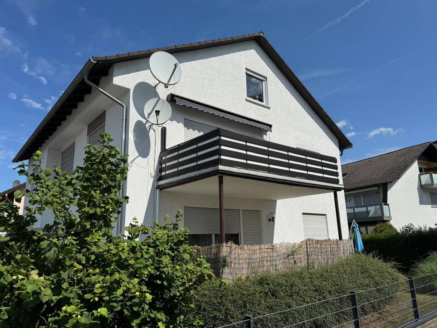 PREISSENKUNG - Tolles 3 Familienhaus in unmittelbarer Nähe zum Main - "OBERNAU" – Aschaffenburg – Vorschaubild 3