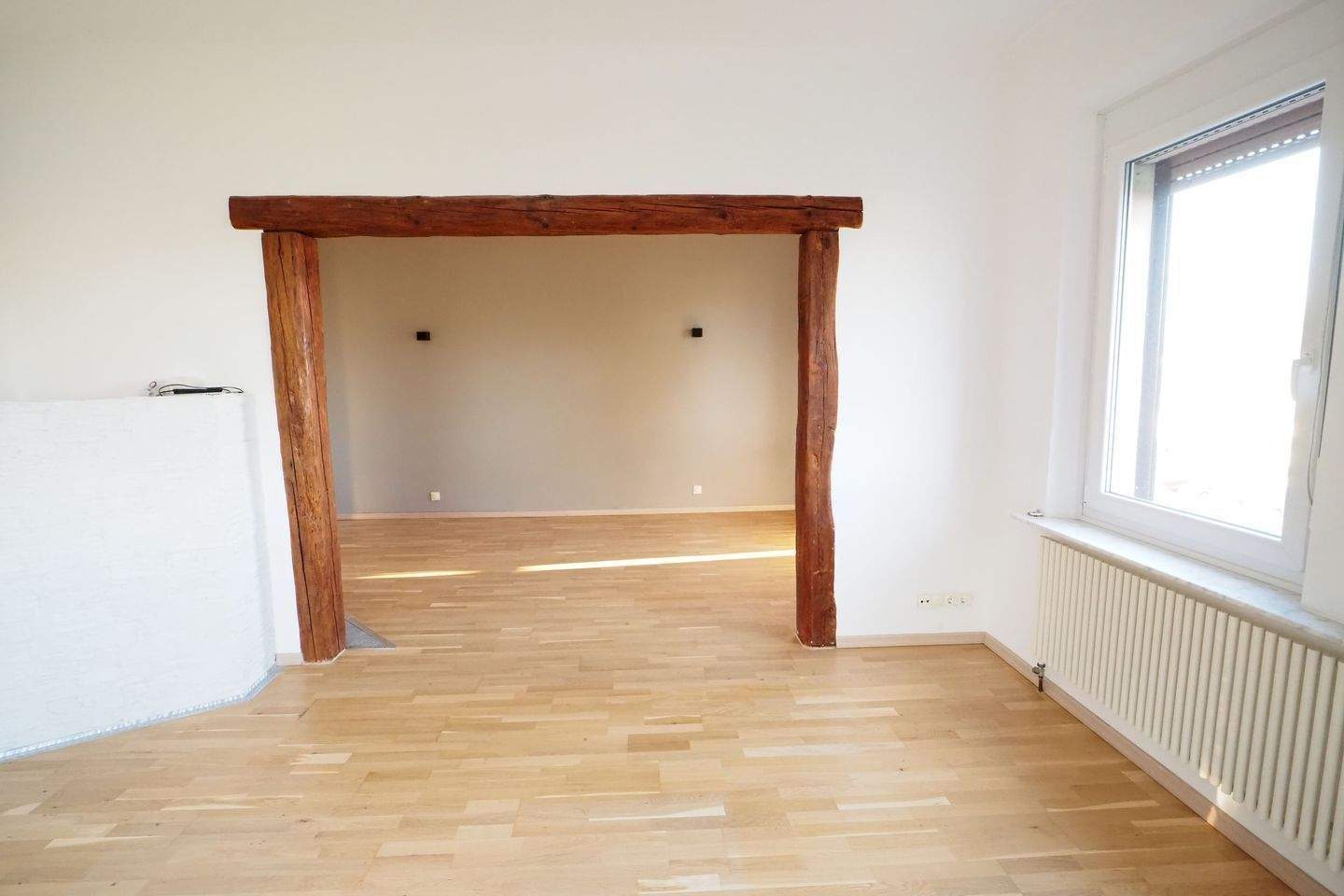 Ausgefallene Maisonettwohnung in renovierten Jugendstilhaus - offene 3 Zimmer mit hochwertiger Einbauküche im 2./3. Obergeschoss – Fürth – Vorschaubild 5