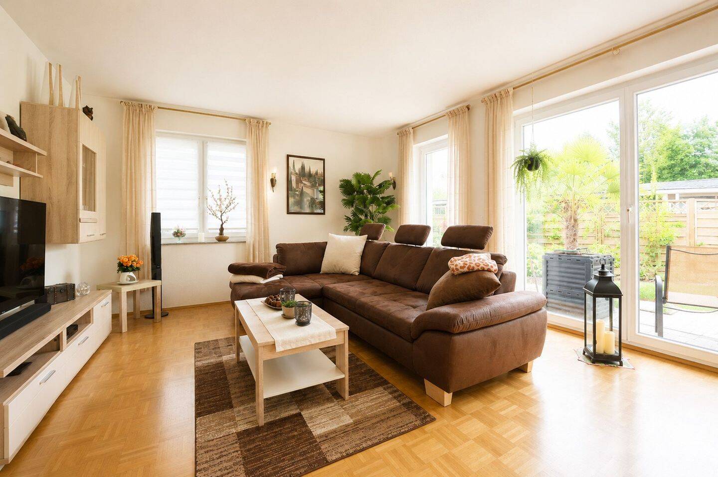 Tönisvorst / Forstwald! Attraktive Erdgeschosswohnung mit eigenem Garten, Einzelgarage und Aufzug! – Tönisvorst – Vorschaubild 3